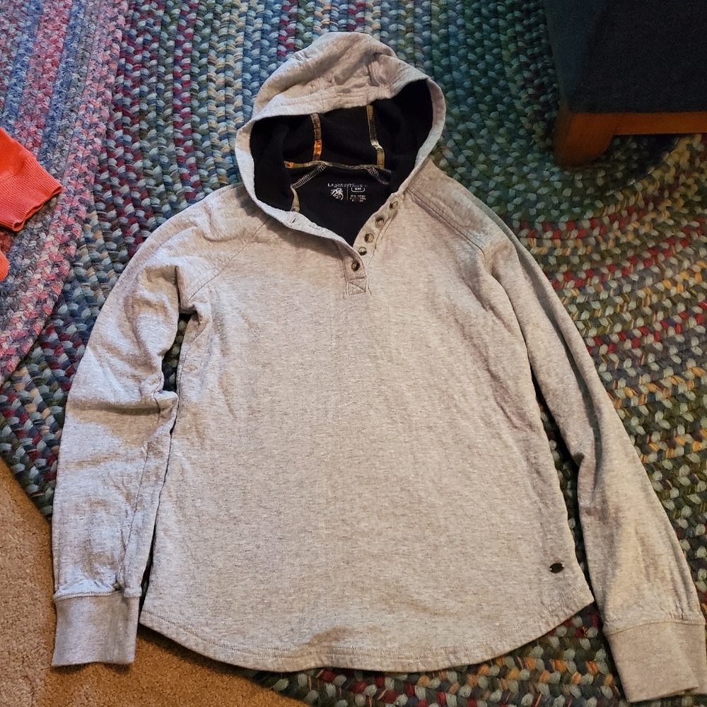 Legendary Whitetails Sweatshirt Size Small
